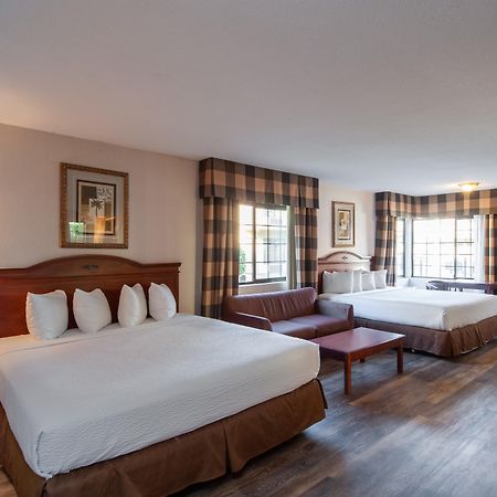 Studio City Court Yard Hotel Quarto foto